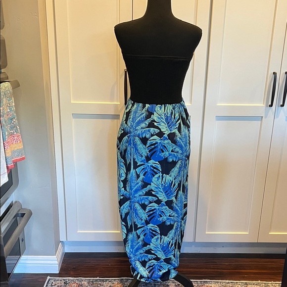 Strapless Black and Blue Tropical Maxi Dress M - Picture 4 of 5